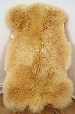 Peaux de mouton - Meliert Toffee - Mouton renard de Cobourg - amazing-meliert-toffee-sheepskin