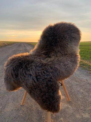 Peaux de mouton - Melerade - dark-brown-melerade-sheepskin-adam-leather-bio-tanned