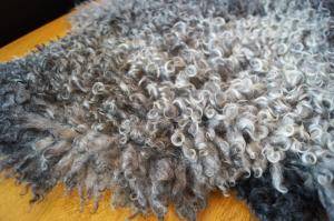 Peaux de mouton - Gotland - fluffy-gotland-sheepskin-adam-leather-eco