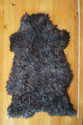 Peaux de mouton - Gotland - incredible-gotland-sheepskin-black