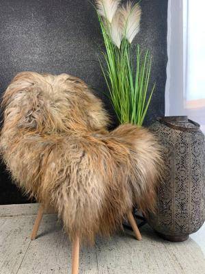 Peaux de mouton - Melerade - toffi-melerade-sheepskins-adam-leather