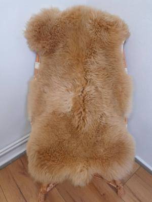 Peaux de mouton - Meliert Toffee - Mouton renard de Cobourg - unique-meliert-toffee-sheepskin