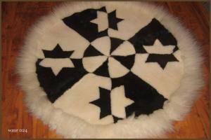 Peaux de mouton - Tapis ronds - beautiful-round-carpets-sheepskin-adam-leather