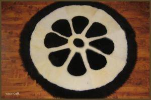 Peaux de mouton - Tapis ronds - groovy-round-carpets-sheepskin-adam-leather