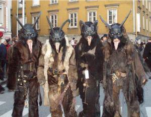 Peaux de mouton - Peau de mouton à poils longs pour costume de Krampus - krampussederoberndorfersalzachteufel