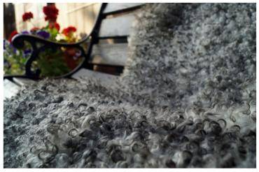 Peaux de mouton - Modèle : Peau de mouton naturelle! Si vous leur accordez un peu d'attention, ils décoreront votre maison pendant des années !