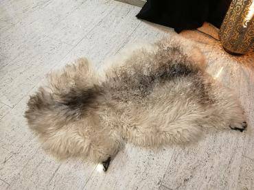 Peaux de mouton - Peaux Gotland - douces, chaudes et douillettes