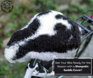 Peaux de mouton - Le printemps approche – Préparez votre vélo pour la saison avec une housse de selle en peau de mouton !